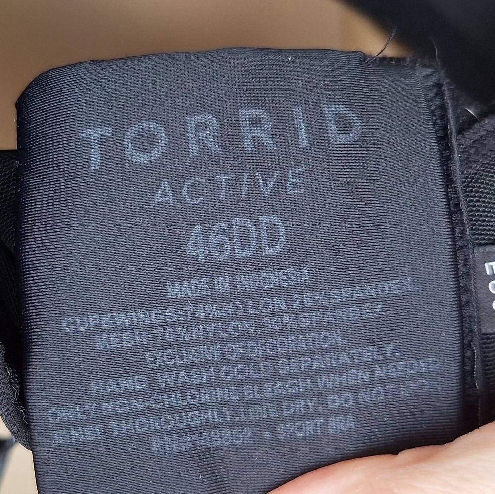 Torrid Active Black Underwire Lightly Padded Comf… - image 4